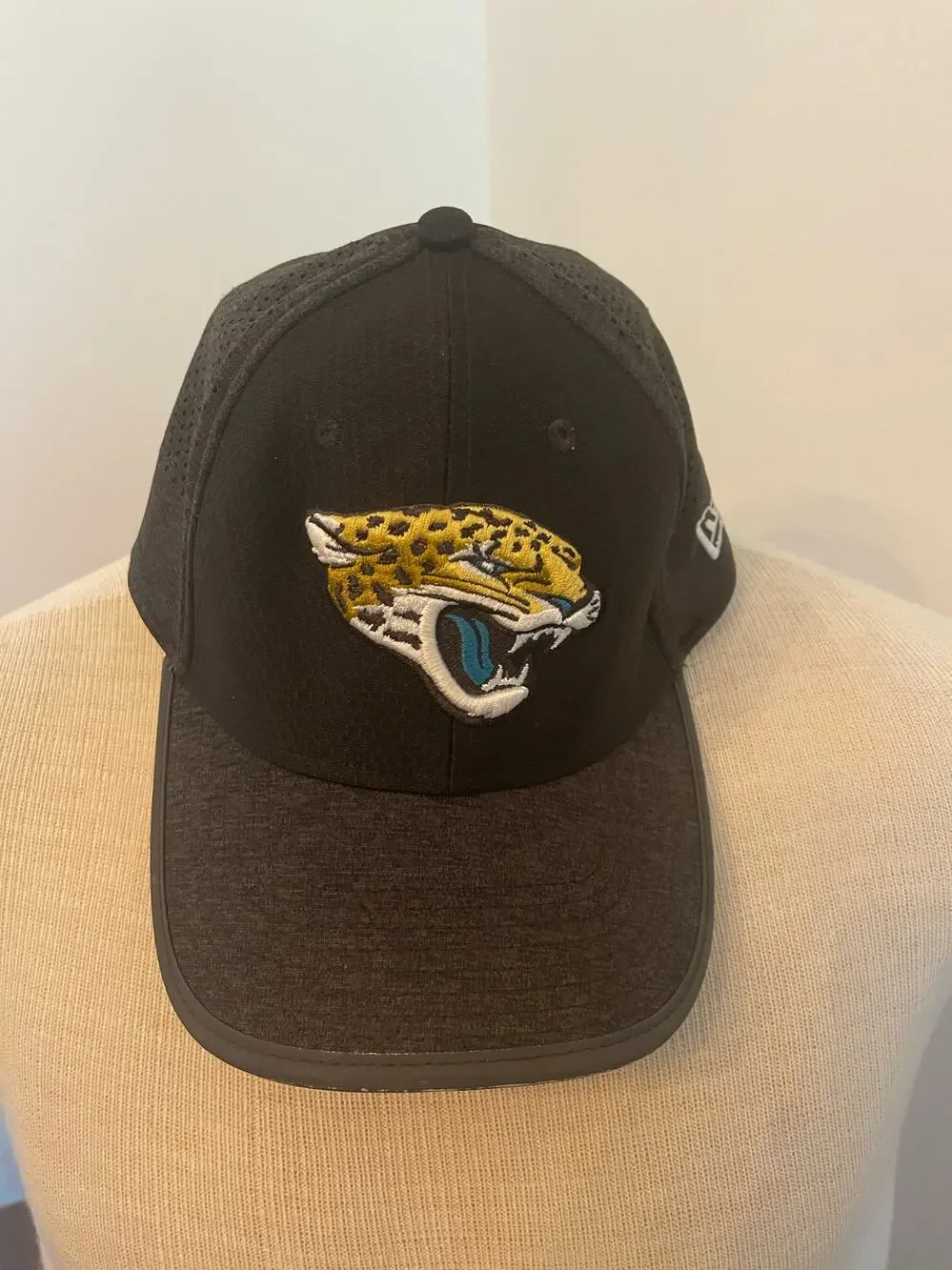 Jacksonville Jaguars New Era Stretch Hat